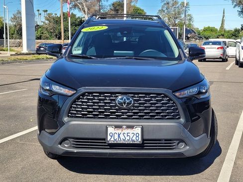 Used 2022 Toyota Corolla Cross LE w/ Black Badges Package (TMS) AWD/4WD image 2