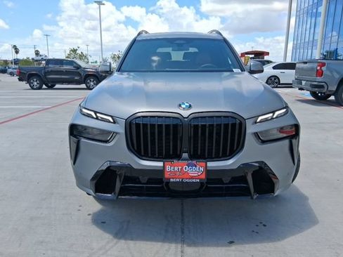 New 2027 BMW X7 xDrive40i w/ Executive Package AWD/4WD image 2
