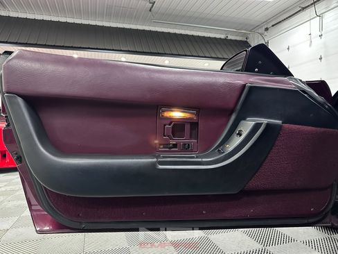 Used 1993 Chevrolet Corvette Convertible 2D image 40