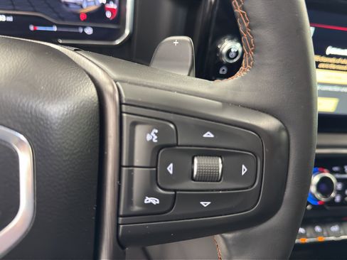 Used 2024 GMC Sierra 1500 AT4 w/ AT4 Preferred Package AWD/4WD image 16