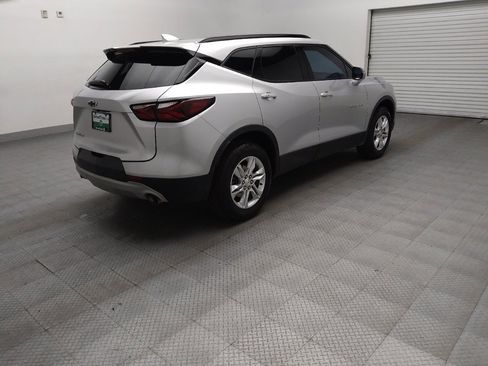 Used 2022 Chevrolet Blazer LT FWD image 9