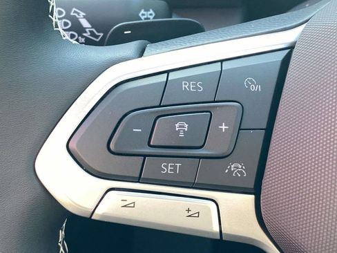 New 2026 Volkswagen Atlas SE FWD image 22