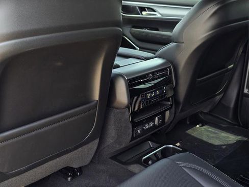New 2026 Jeep Grand Wagoneer Limited AWD/4WD image 15
