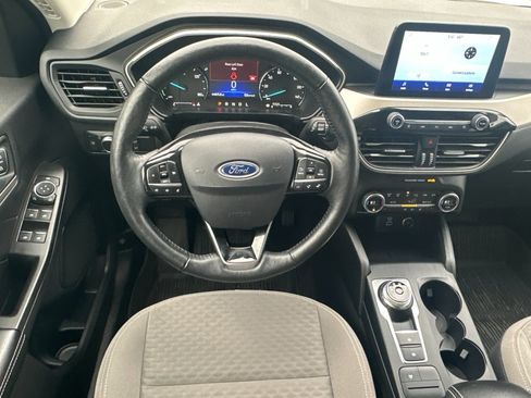 Certified 2021 Ford Escape SE w/ Cold Weather Package image 15