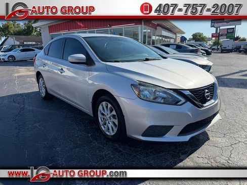 Used 2019 Nissan Sentra SV image 1