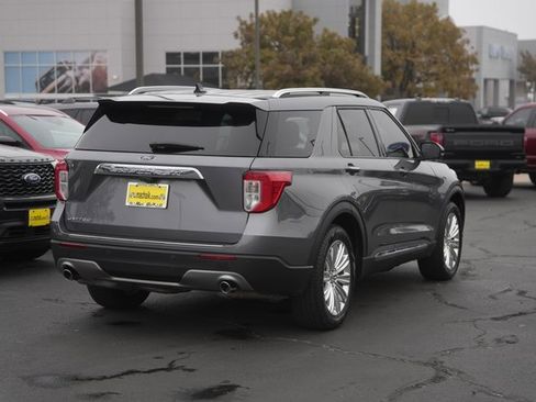 Certified 2022 Ford Explorer Limited w/ Equipment Group 301A image 6