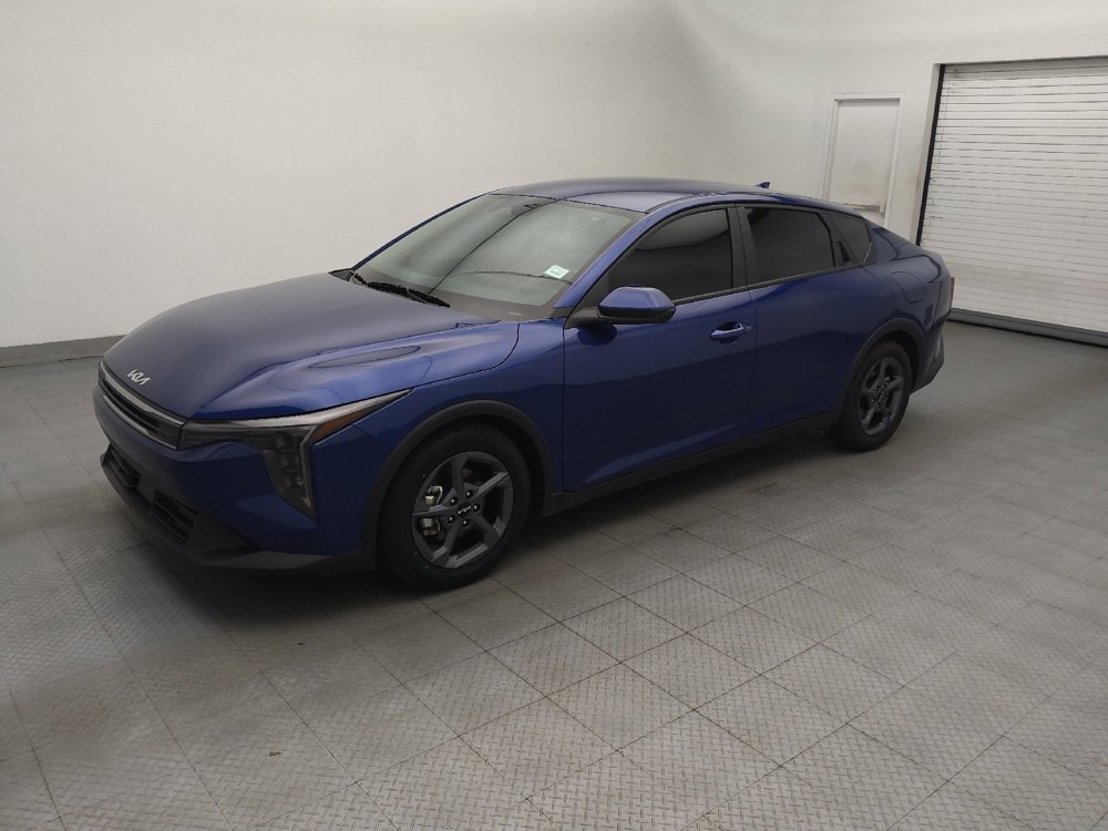 Used 2025 Kia K4 FWD image 2