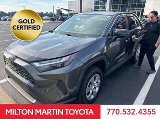 Used 2023 Toyota RAV4 LE FWD video 2
