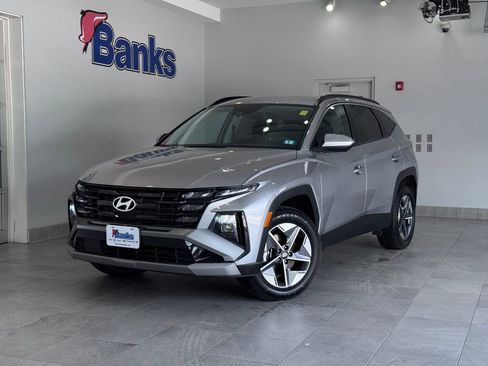 Used 2025 Hyundai Tucson SEL AWD/4WD image 2