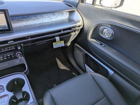 New 2026 Hyundai Ioniq 9 Calligraphy image 12