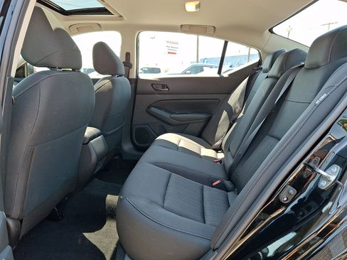 Certified 2024 Nissan Altima 2.5 SV w/ SV Premium Package FWD image 10