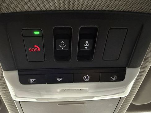 Used 2022 Nissan Rogue SL FWD image 23