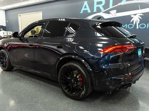 Used 2025 Maserati Grecale Modena image 8