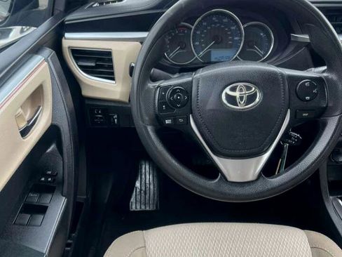 Used 2016 Toyota Corolla LE image 25