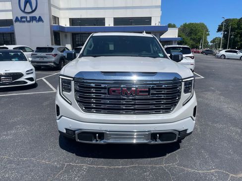 Used 2023 GMC Sierra 1500 Denali w/ Denali Reserve Package AWD/4WD image 8