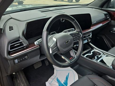 Used 2026 Chevrolet Traverse Z71 w/ Enhanced Driving Package AWD/4WD image 9