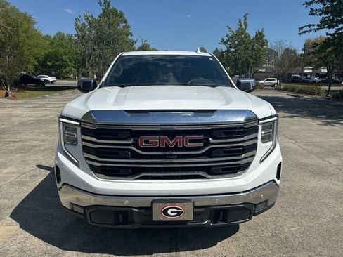 Used 2024 GMC Sierra 1500 SLT w/ SLT Premium Plus Package image 3
