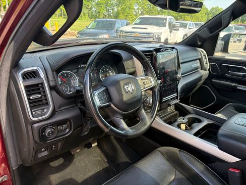 Used 2019 RAM 1500 Laramie AWD/4WD image 7