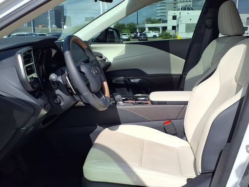 Used 2024 Lexus RX 350 Premium Plus w/ Convenience Package FWD image 4