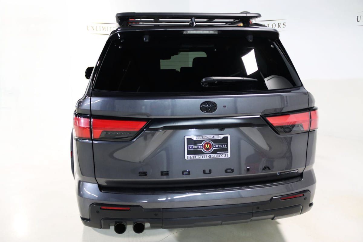 Used 2025 Toyota Sequoia TRD Pro AWD/4WD image 34
