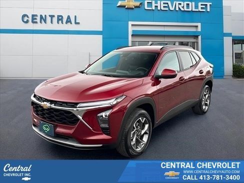 Certified 2025 Chevrolet Trax LT w/ LT Convenience Package FWD image 1