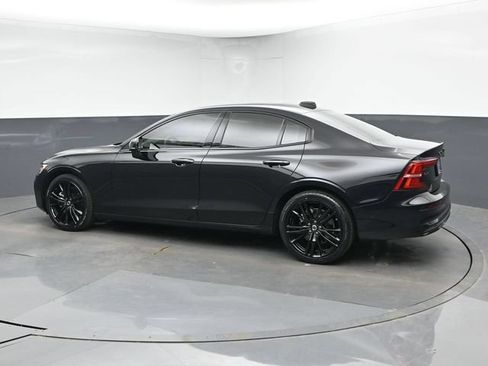 Used 2024 Volvo S60 B5 Plus w/ Climate Package FWD image 7
