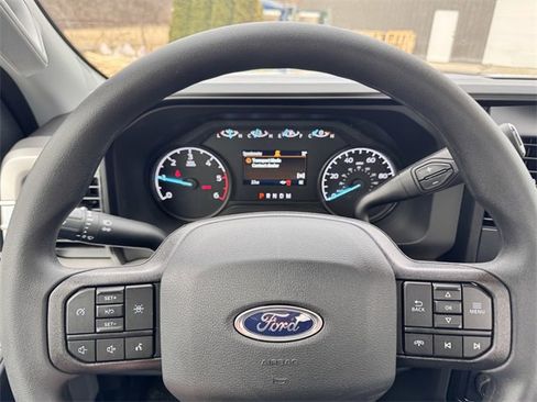 New 2025 Ford F550 4x4 Regular Cab Super Duty w/ XL Chrome Package image 19