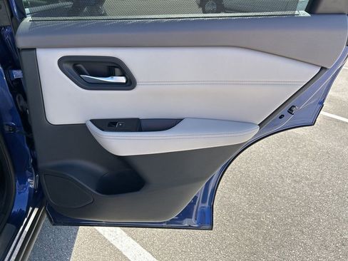 Certified 2023 Nissan Rogue SL w/ SL Premium Package image 48