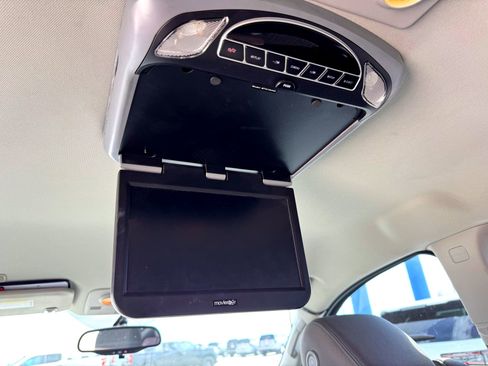 Used 2017 Chevrolet Traverse LT image 20