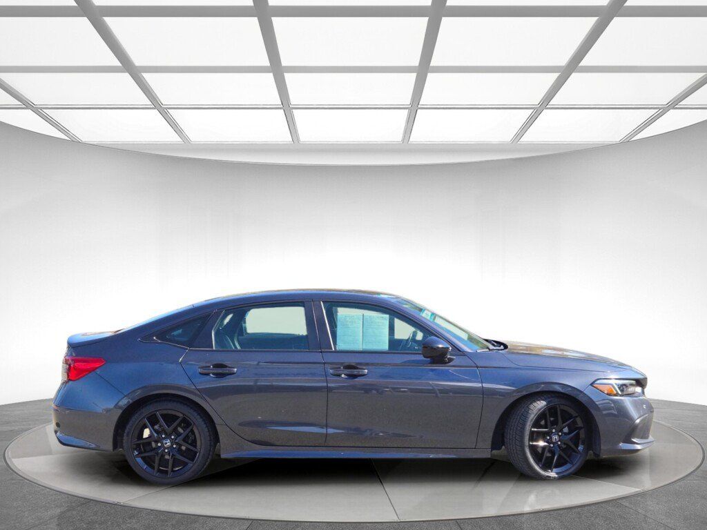 Certified 2024 Honda Civic Sport image 2