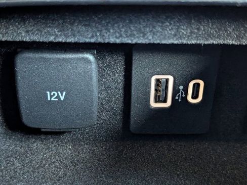 New 2026 Lincoln Corsair Premiere image 20