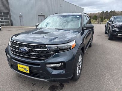 Certified 2022 Ford Explorer XLT w/ Equipment Group 202A