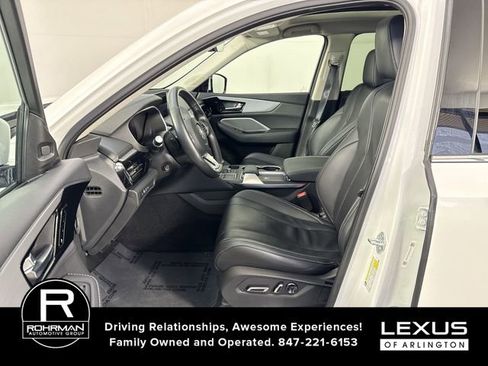 Used 2023 Acura MDX SH-AWD w/ Technology Package image 4