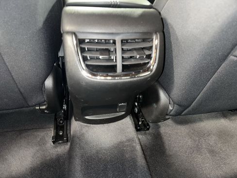 Used 2022 Chevrolet Malibu LT image 27