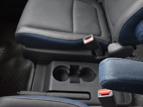 Used 2005 Honda Element EX image 13