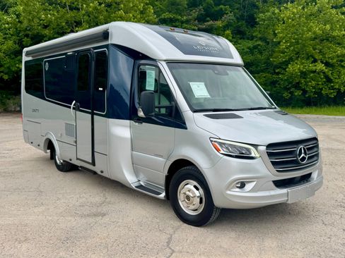 Used 2020 Mercedes-Benz Sprinter 3500 image 1