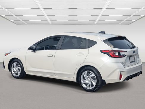 Certified 2024 Subaru Impreza 2.0i image 3