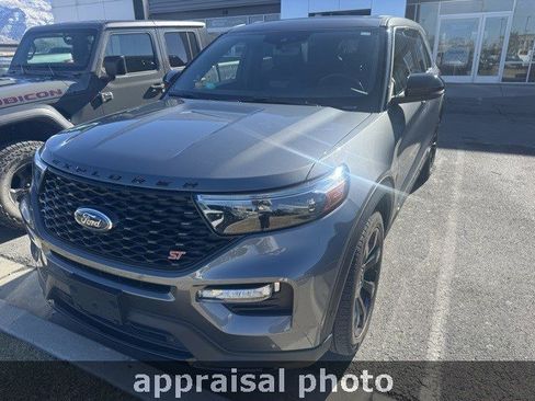 Used 2022 Ford Explorer ST w/ Equipment Group 401A image 8