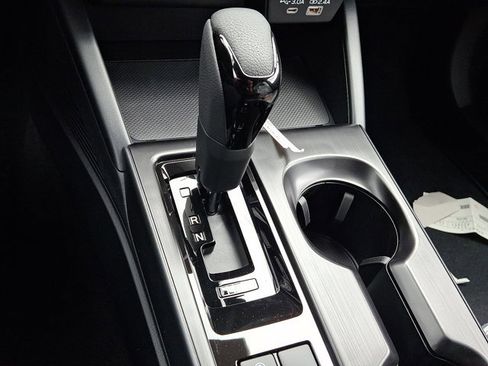 New 2026 Subaru Outback Premium AWD/4WD image 10