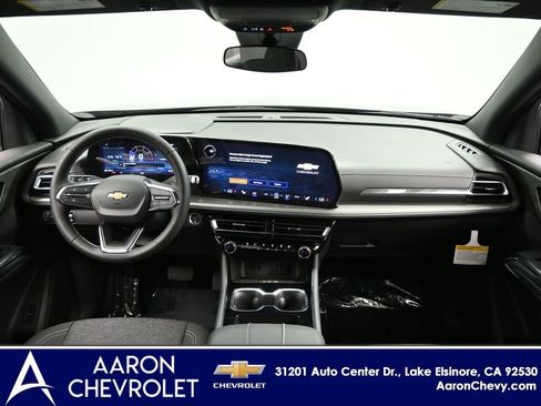 New 2026 Chevrolet Traverse LT image 14