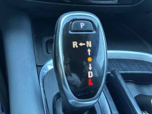 Used 2020 Buick Enclave Essence FWD image 23