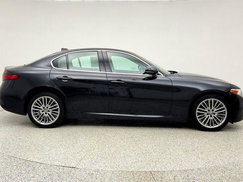 Used 2018 Alfa Romeo Giulia Ti w/ Quick Order Package 22X Lusso AWD/4WD image 4