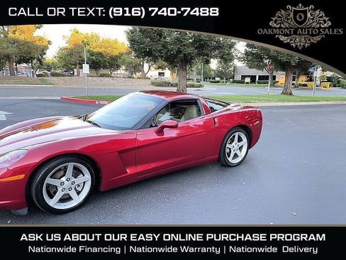 Used 2005 Chevrolet Corvette Coupe w/ Preferred Equipment Group RWD image 5