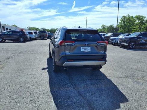 Used 2022 Toyota RAV4 Limited AWD/4WD image 24