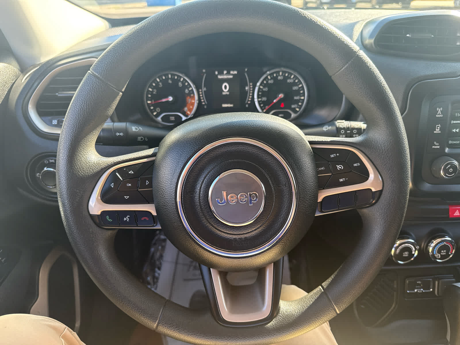 Used 2016 Jeep Renegade Sport w/ Power & Air Group FWD image 19
