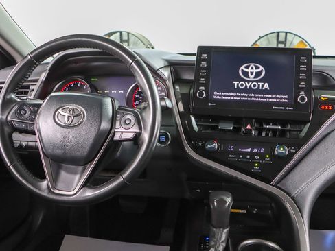 Used 2024 Toyota Camry XSE FWD image 17