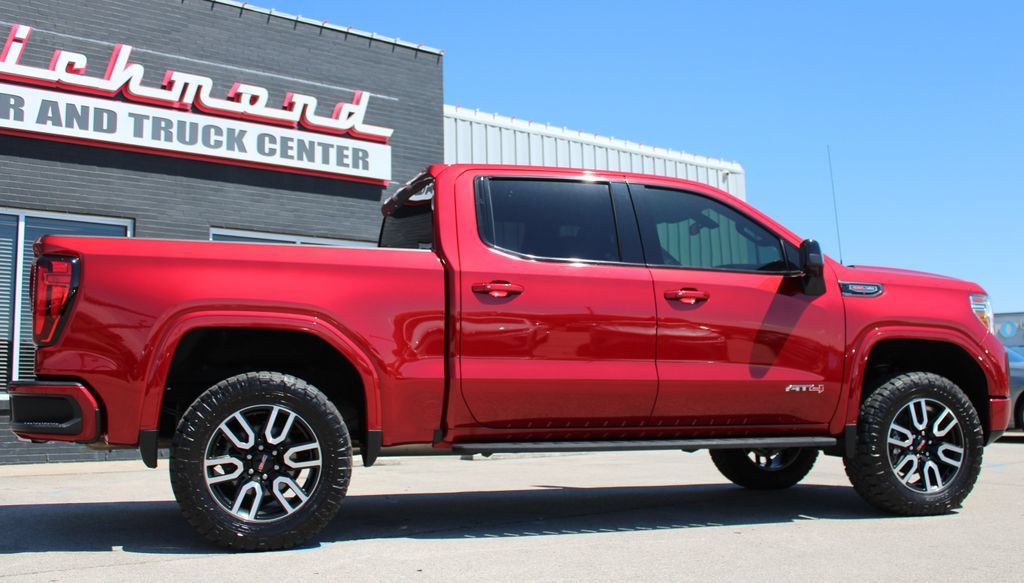 Used 2021 GMC Sierra 1500 AT4 w/ Off-Road Performance Package AWD/4WD image 6