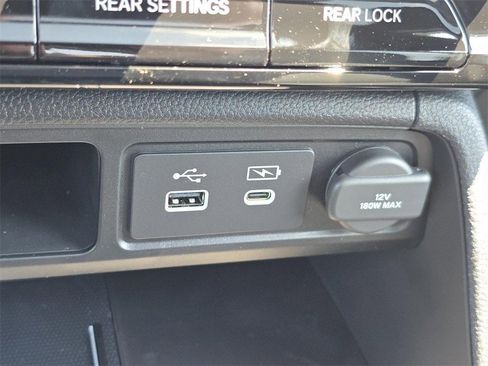 New 2025 Honda Pilot TrailSport image 13