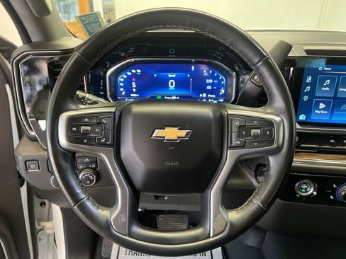 Used 2023 Chevrolet Silverado 1500 LT AWD/4WD image 21