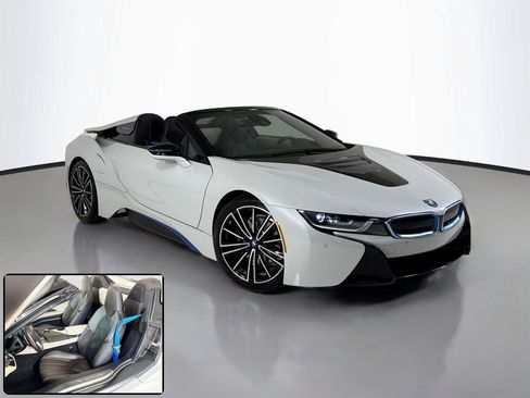 Used 2019 BMW i8 Roadster AWD/4WD image 2